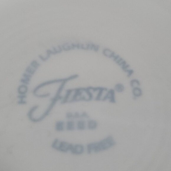 FIESTAWARE FIESTA CERAMIC WHITE TAPERED MUG CUP MERRY AND BRIGHT HOLIDAY 15 FLOZ - Picture 14 of 16